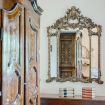 L'armadio e lo specchio antico - Villa Crivelli Visconti