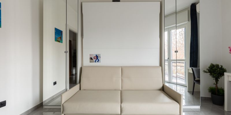 LARGO PROMESSI SPOSI, 8 - Moderno e confortevole - BnButler srl
