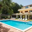 Comoda e attrezzata piscina privata in villa - Villa Castelforte