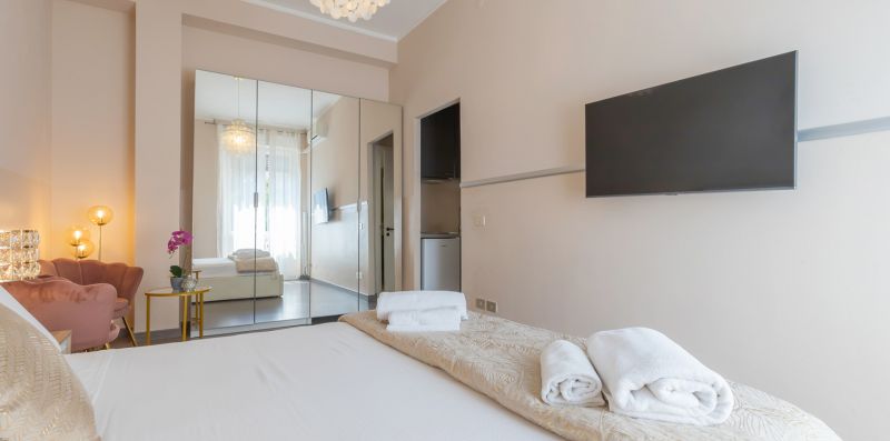1 Bedroom Studio Economy - Duomo Terrace - Milan Retreats