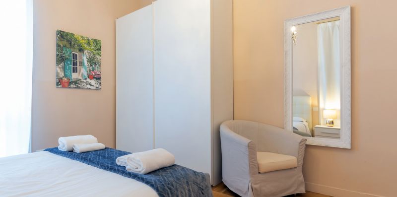 2 Bedrooms Apartment - Galleria Unione Duomo - Milan Retreats