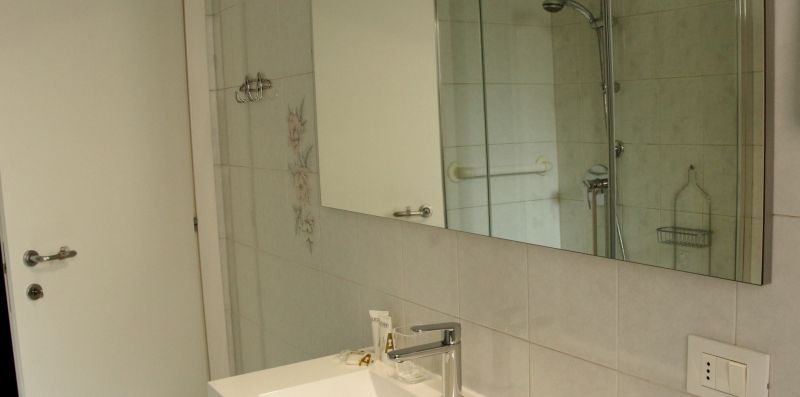 Flats4rent Alfonso (M0230911288) - FLATS4BOOKING s.r.l.
