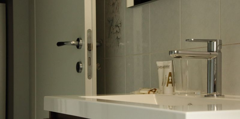 Flats4rent Alfonso (M0230911288) - FLATS4BOOKING s.r.l.