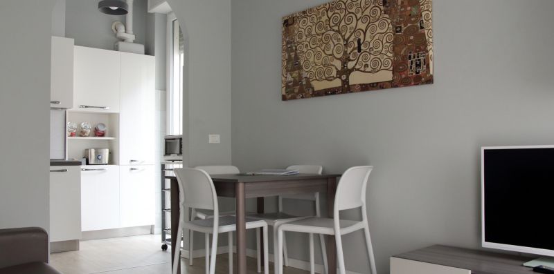 Flats4rent Alfonso (M0230911288) - FLATS4BOOKING s.r.l.