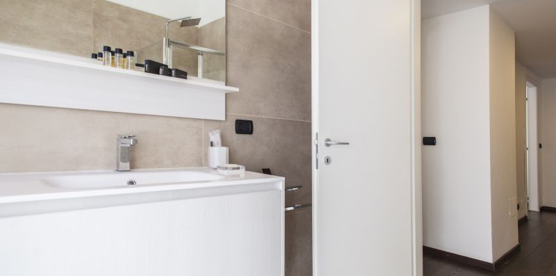 Ampio appartamento di design in centro - Hemeras Boutique Homes