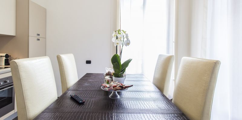 Ampio appartamento di design in centro - Hemeras Boutique Homes