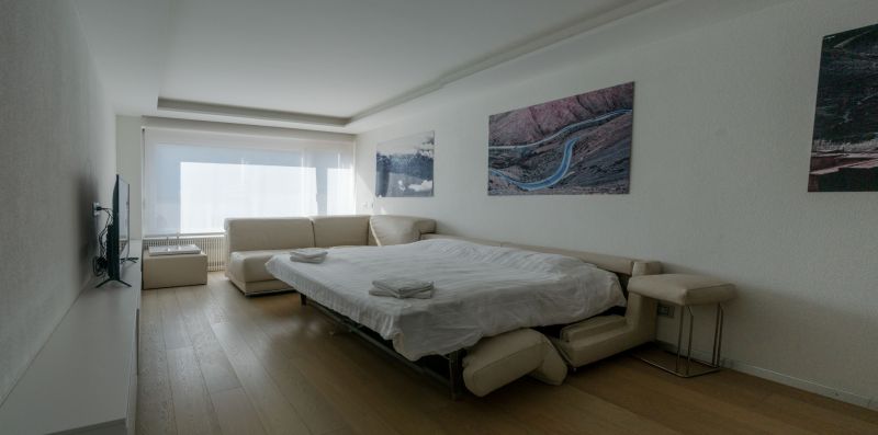 Luxury Chalet St. Moritz - Den - Hemeras Boutique Homes