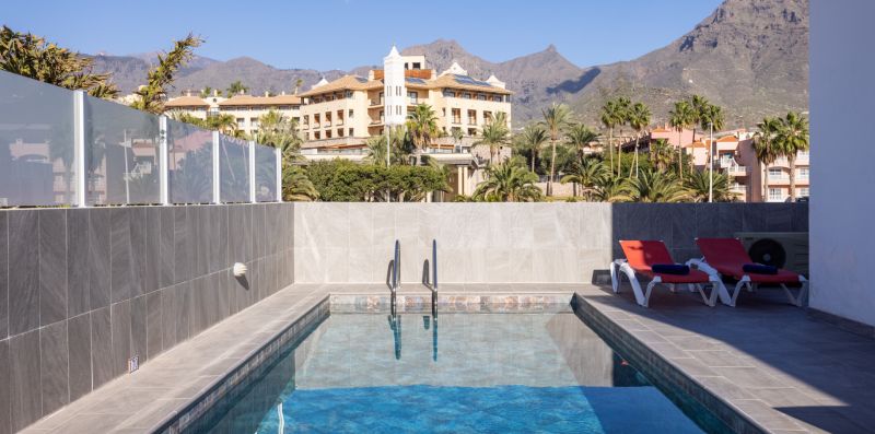 Villa esclusiva con piscina a 5 minuti da Playa del Duque - Hemeras Boutique Homes