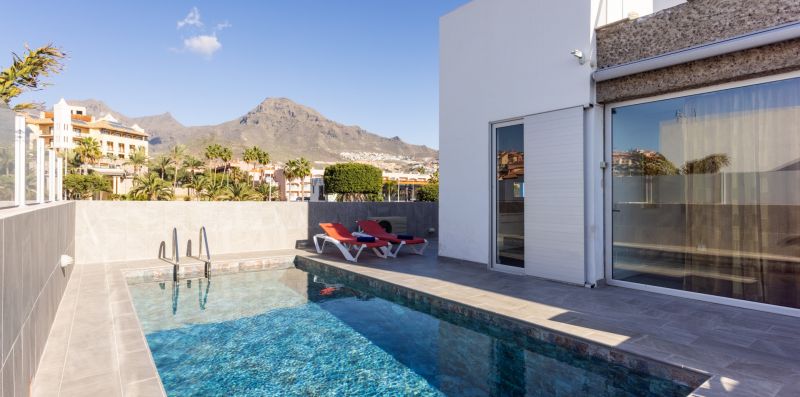 Villa esclusiva con piscina a 5 minuti da Playa del Duque - Hemeras Boutique Homes