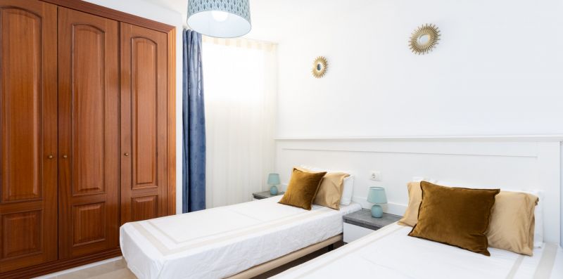 Bright apartment 5 minutes from the beach - Hemeras Boutique Homes