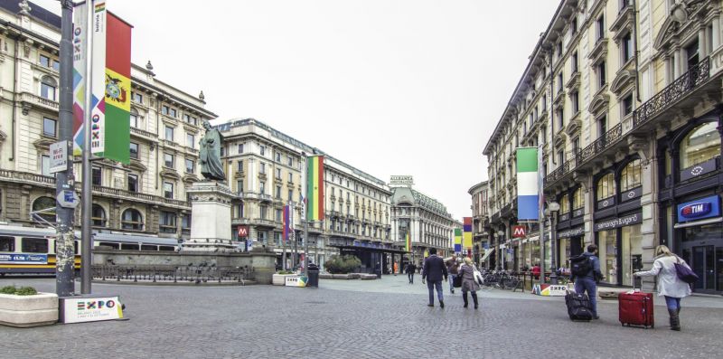 Luminoso appartamento a 2 minuti dal Duomo - Hemeras Boutique Homes