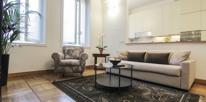 Luminoso appartamento a 2 minuti dal Duomo - Hemeras Boutique Homes