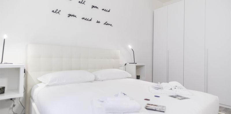 Luminoso appartamento a 5 minuti dal Duomo n.2 - Hemeras Boutique Homes
