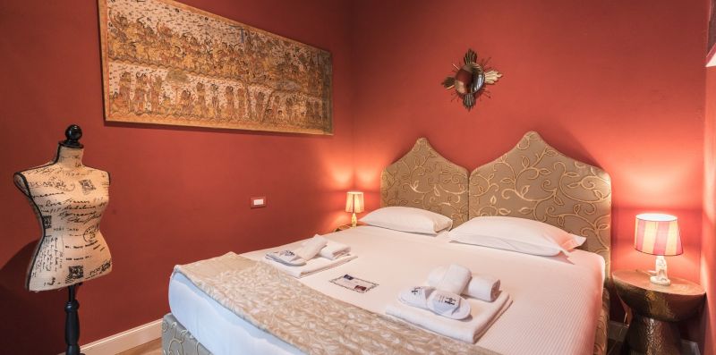 Quadrilatero della moda luxury suite - Rossa - Hemeras Boutique Homes