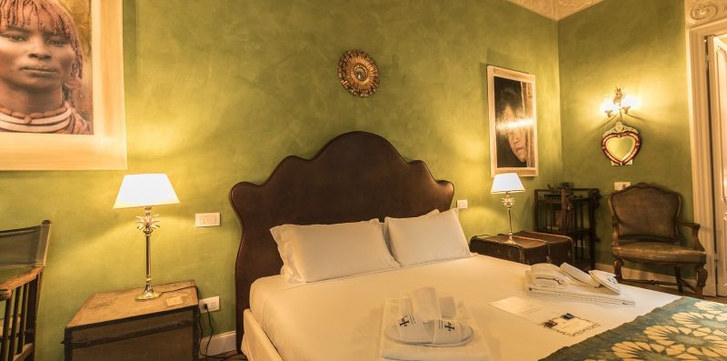 Suite di lusso nel Quadrilatero della moda - Specchio - Hemeras Boutique Homes