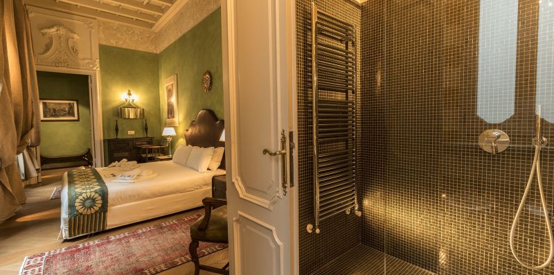 Suite di lusso nel Quadrilatero della moda - Specchio - Hemeras Boutique Homes