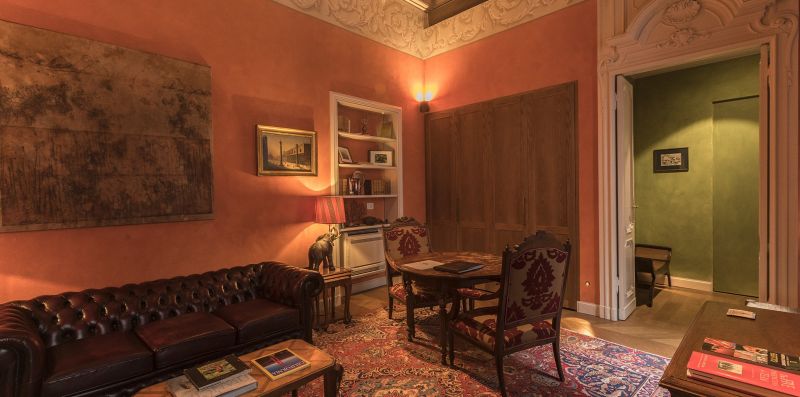 Suite di lusso nel Quadrilatero della moda - Specchio - Hemeras Boutique Homes