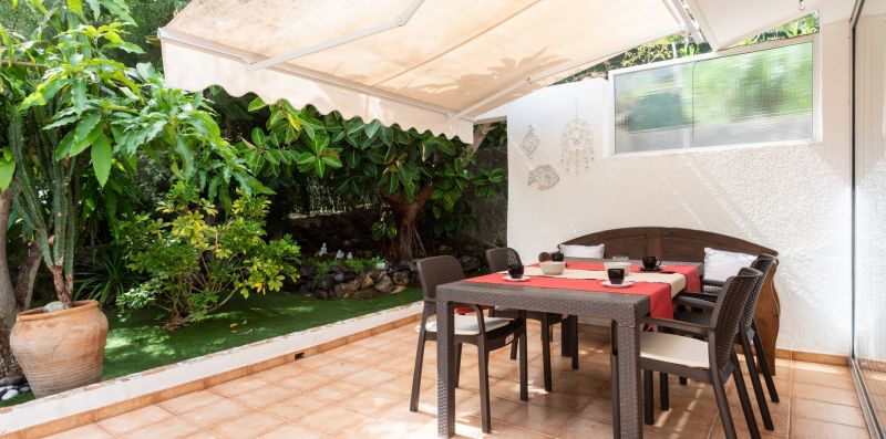 bungalow con jardín privado a 5min de la playa - Hemeras Boutique Homes
