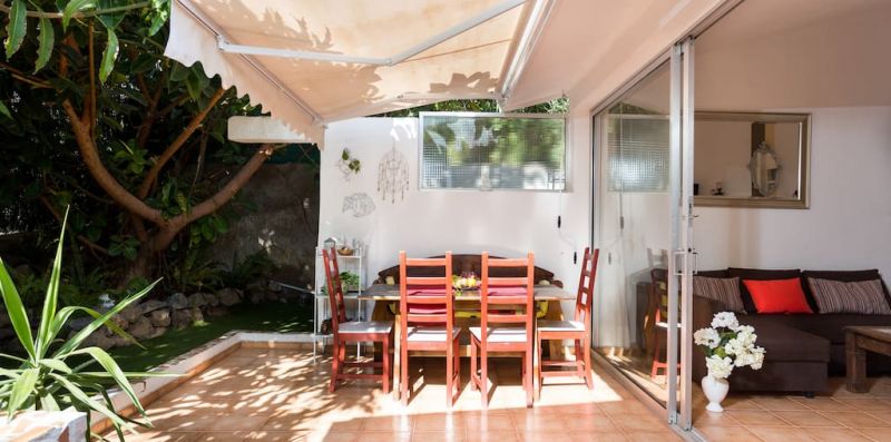 bungalow con jardín privado a 5min de la playa - Hemeras Boutique Homes