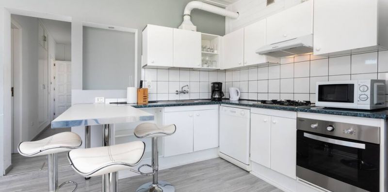 Ampio appartamento a 100m dalla spiaggia - Hemeras Boutique Homes