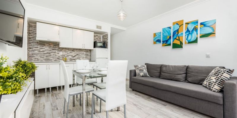 Luminoso appartamento a 100m dalla spiaggia - Hemeras Boutique Homes