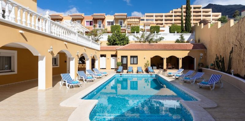 Lussuosa villa con piscina privata - Hemeras Boutique Homes