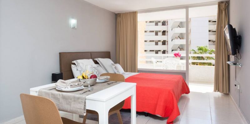 Appartamento con piscina a 5 minuti dalla spiaggia - Hemeras Boutique Homes