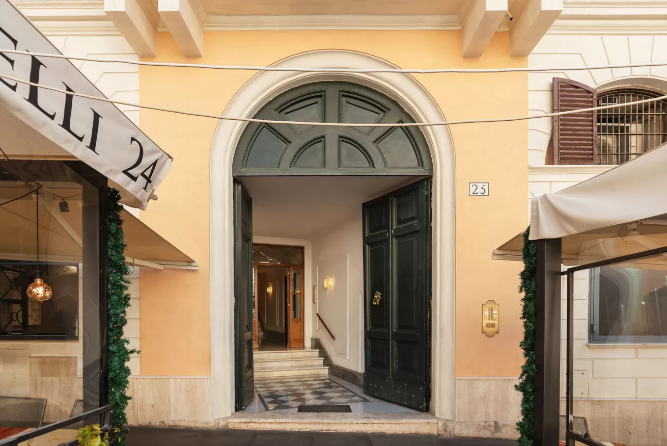 Piazza Di Spagna View - Hospitality