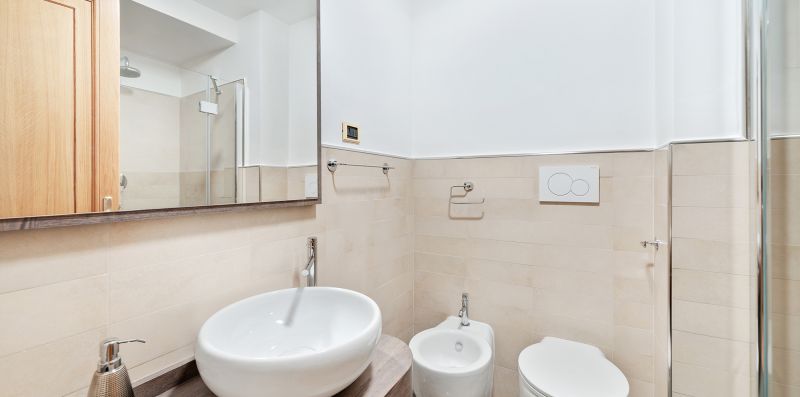 Peroni 8 Pax Brand New Apartment - iFlat