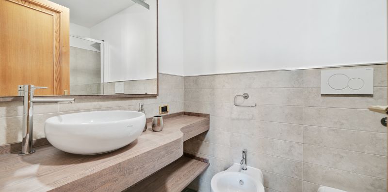 Peroni 8 Pax Brand New Apartment - iFlat