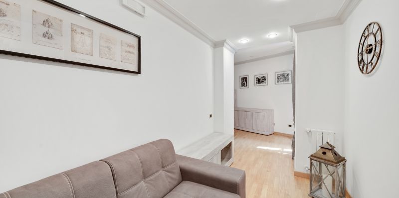 Peroni 8 Pax Brand New Apartment - iFlat