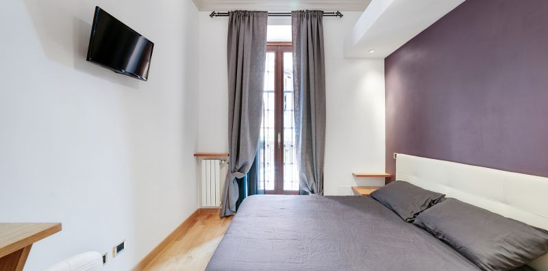 Peroni 8 Pax Brand New Apartment - iFlat