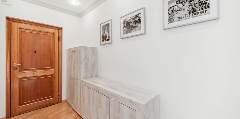 Peroni 8 Pax Brand New Apartment - iFlat