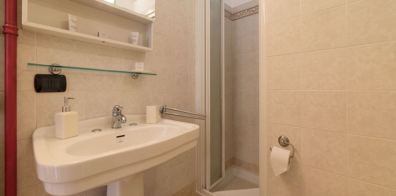 Grand Sistine Chapel Apartment - iFlat