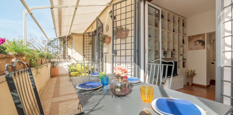 Charming Apt. with Terrace in San Giovanni - iFlat