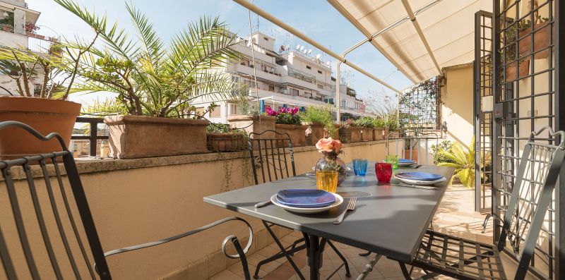 Charming Apt. with Terrace in San Giovanni - iFlat