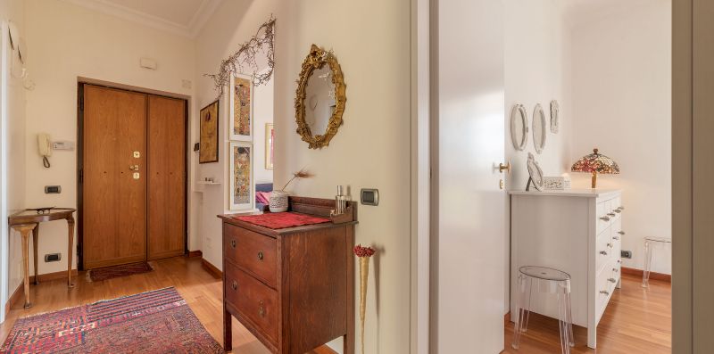Charming Apt. with Terrace in San Giovanni - iFlat