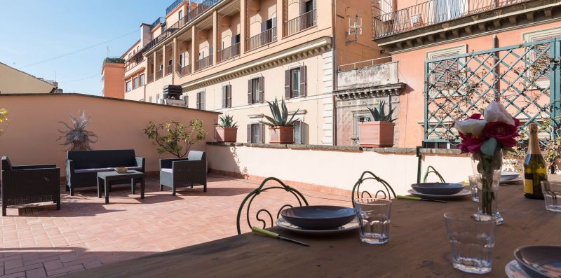 Monti Stunning Apartment with Terrace - iFlat