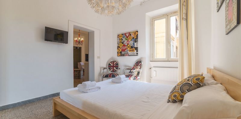 Borgo Vittorio Delightful and Colored - iFlat