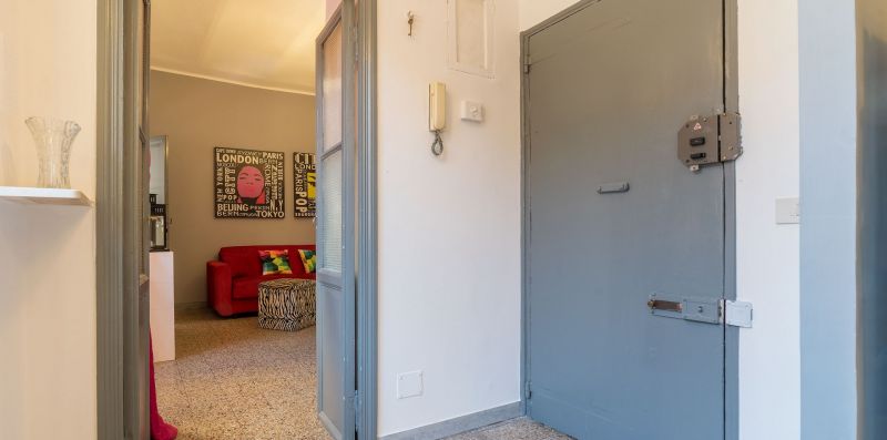 Borgo Vittorio Delightful and Colored - iFlat