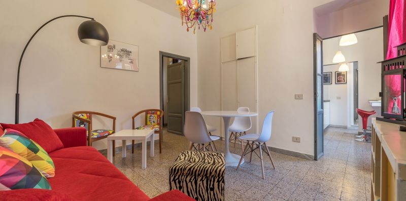Borgo Vittorio Delightful and Colored - iFlat