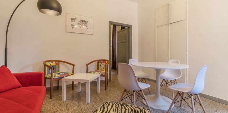 Borgo Vittorio Delightful and Colored - iFlat