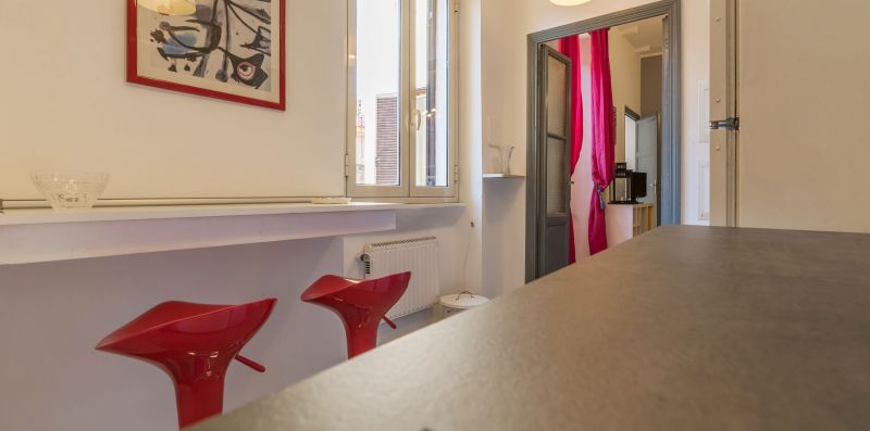 Borgo Vittorio Delightful and Colored - iFlat