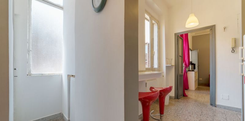 Borgo Vittorio Delightful and Colored - iFlat