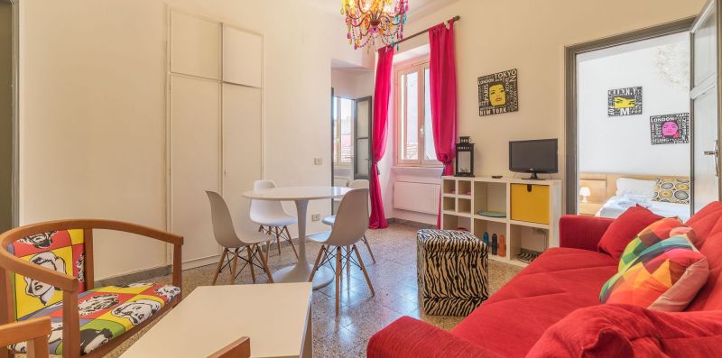Borgo Vittorio Delightful and Colored - iFlat
