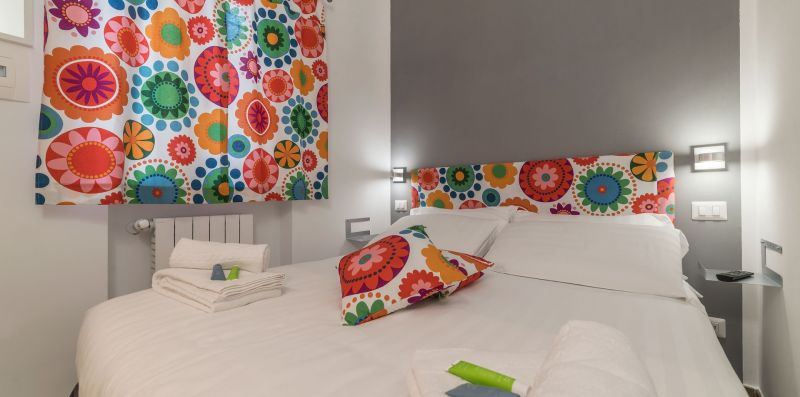 Piramide Apartment with Private Garden - iFlat