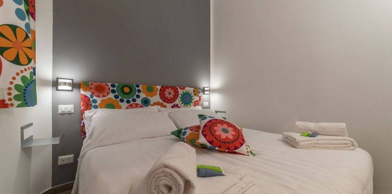 Piramide Apartment with Private Garden - iFlat
