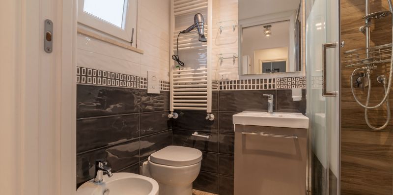 Piramide Apartment with Private Garden - iFlat