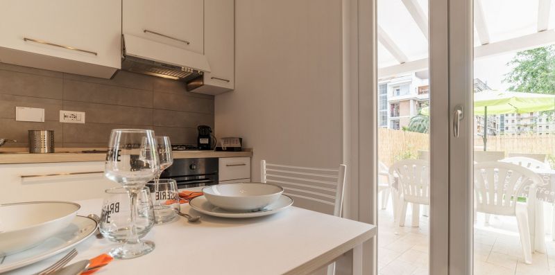 Piramide Apartment with Private Garden - iFlat