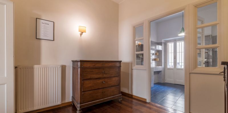 Spanish Steps 6 Pax Apartment - iFlat
